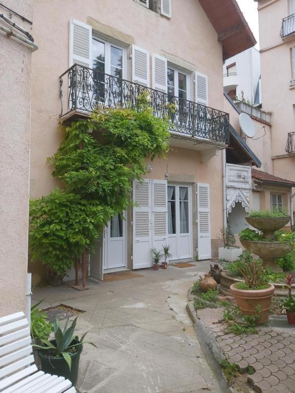 Vichy Sejour Apartment Bagian luar foto